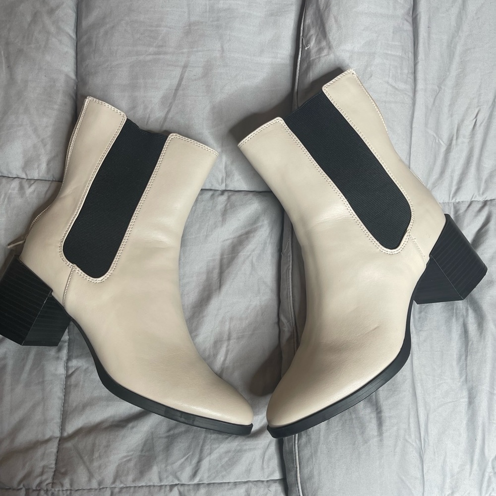 Ankle boots